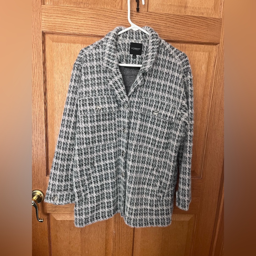 Liverpool Houndstooth button shirt jacket Black & gray
Size large